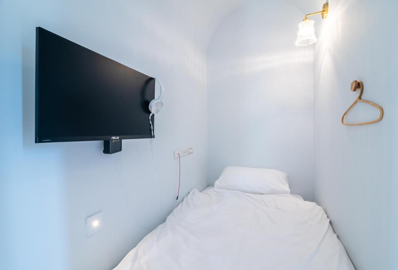 W3 Hostel Luodong Bagian luar foto